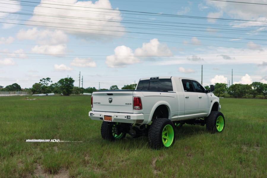  Dodge Ram 2500HD on ADV.1 Wheels (ADV08TruckSpecSL) 2015 года  (фото 19 из 25)